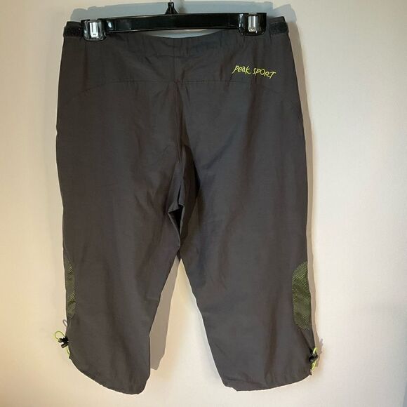 Peak Athletic Quickdry Capris, Small. Athletics triathalons camping and glamping - Picture 2 of 7